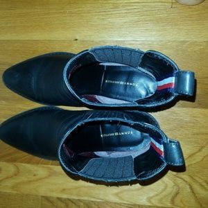 tommy hilfiger wezley chelsea boot